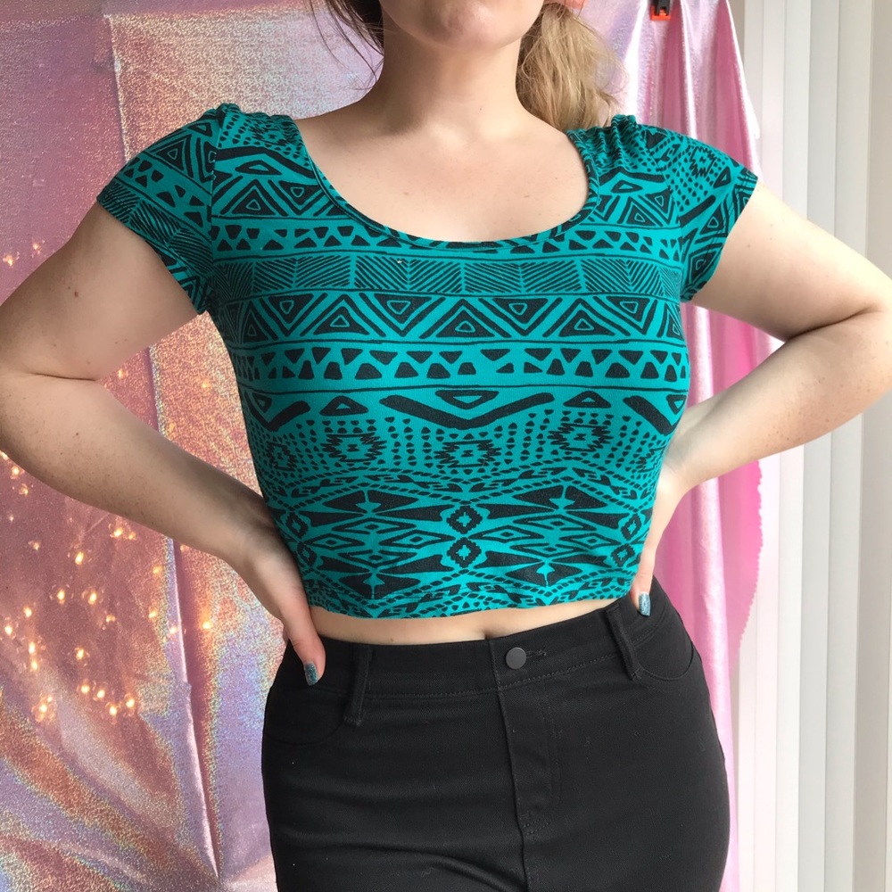 Charlotte Russe Turquoise, Patterned Crop Top 🦋 - Picture 1 of 5